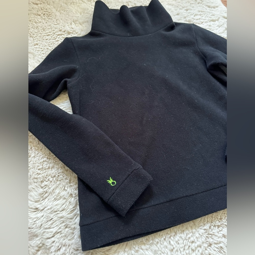 Dudley Stephens Women’s Black Fleece “Park Slope Turtleneck” Long Sleeve Top